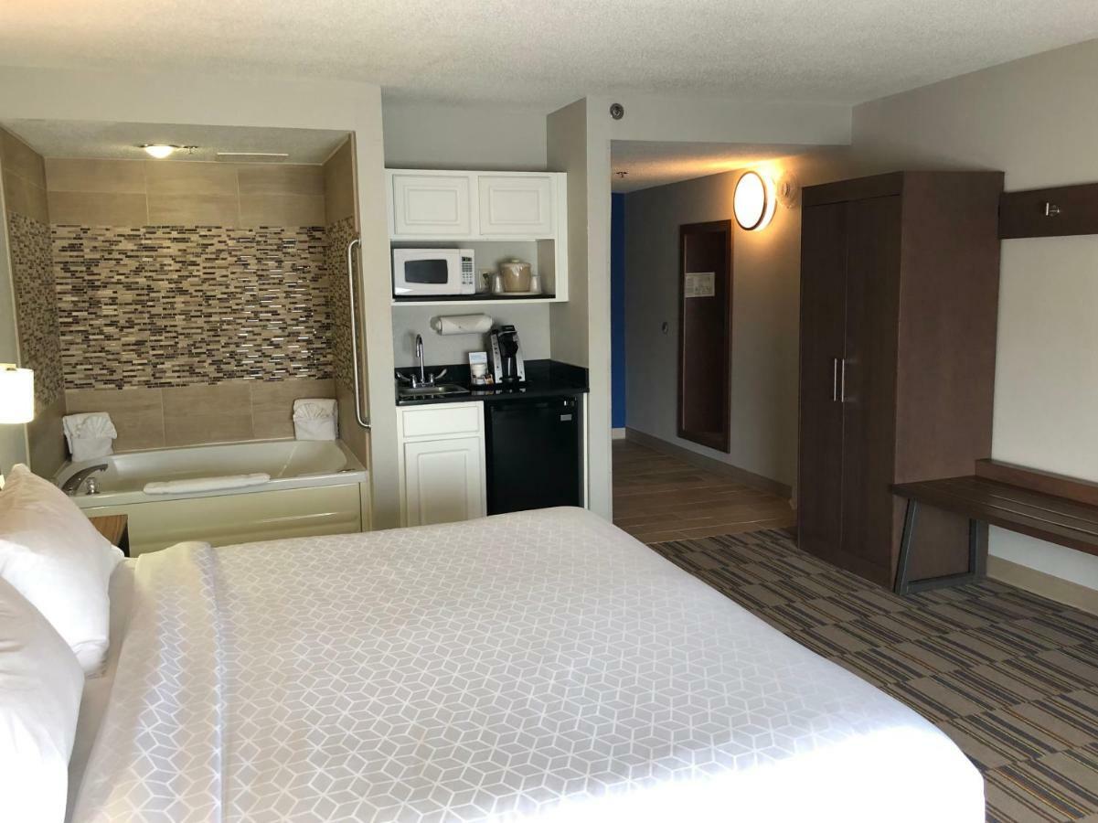 Holiday Inn Express And Suites Quakertown - Allentown Area By Ihg Exteriér fotografie